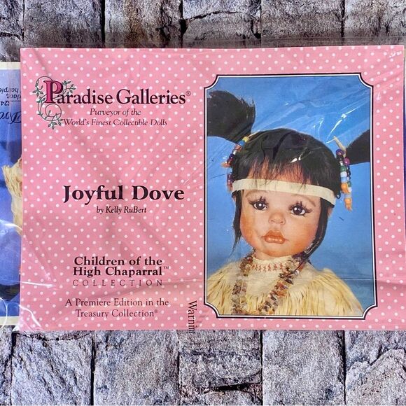 Paradise Galleries Joyful Dove Porcelain Doll Treasury Collection New In Box - Picture 4 of 11
